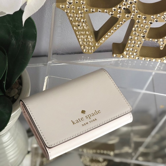 Kate Spade Christine Beech Street Wallet - Picture 2 of 8